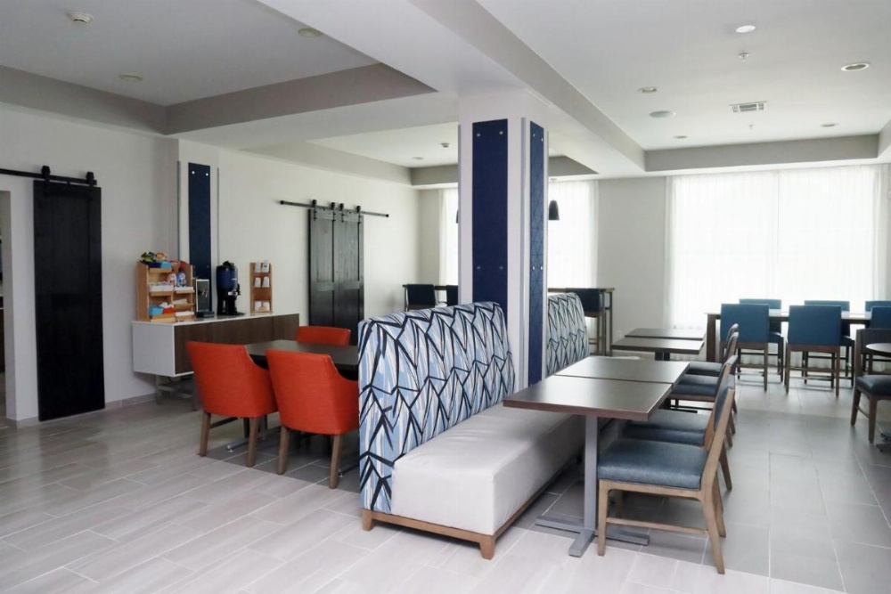 Holiday Inn Express Baton Rouge North